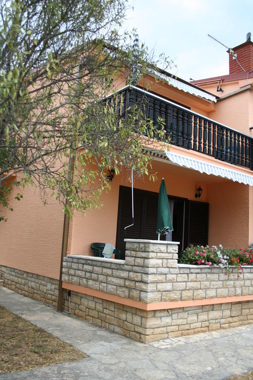 Apartments Santa Barbara Биоград на Мору Стая снимка
